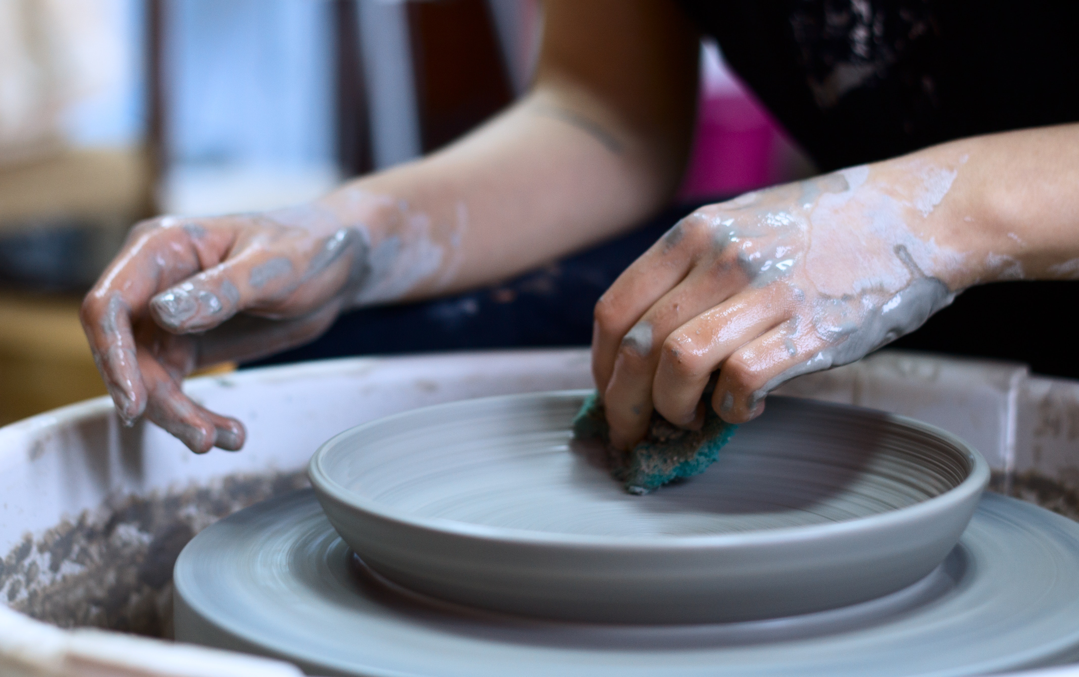 CERAMICS STUDIO: WHEEL-THROWING 101 (Summer)